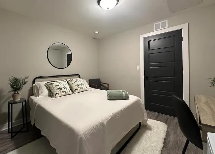 Cozy 2 Bedroom Corporate Stay