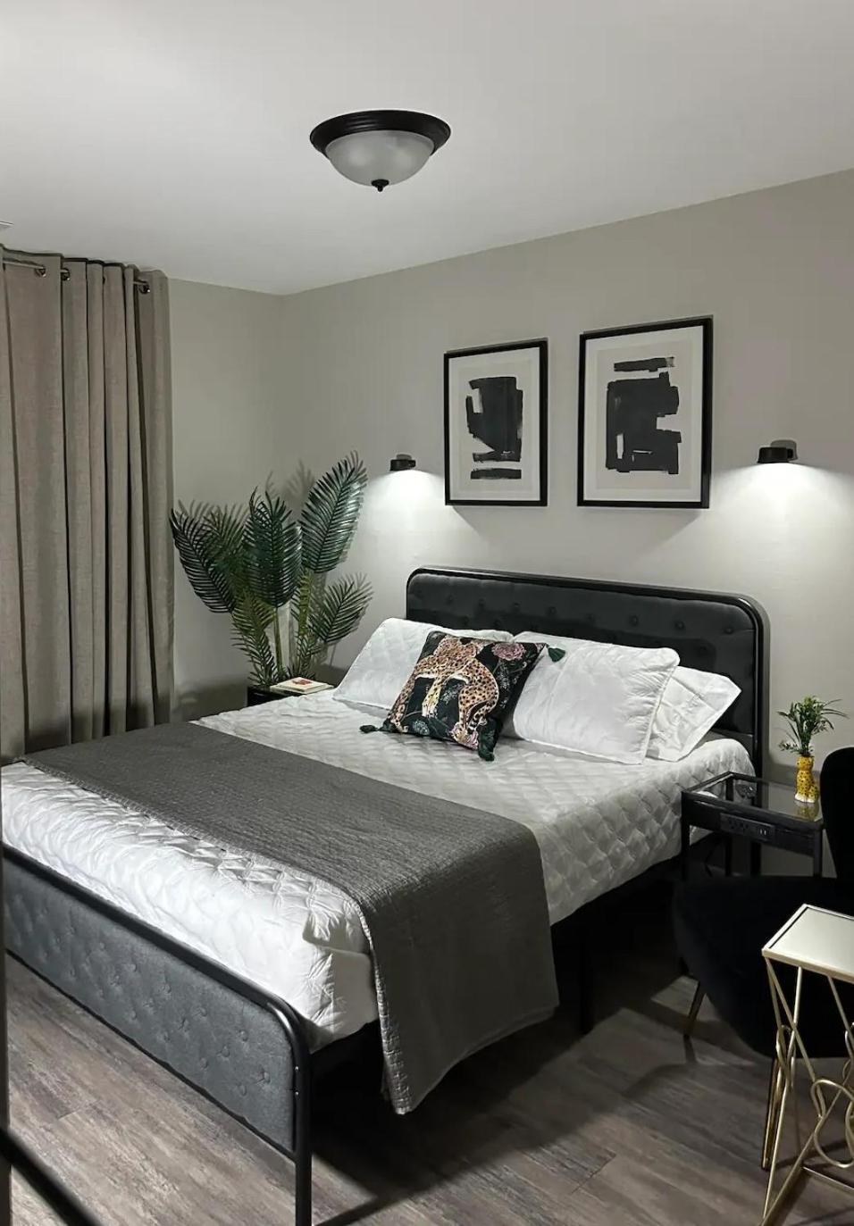 Cozy 2 Bedroom Corporate Louisville